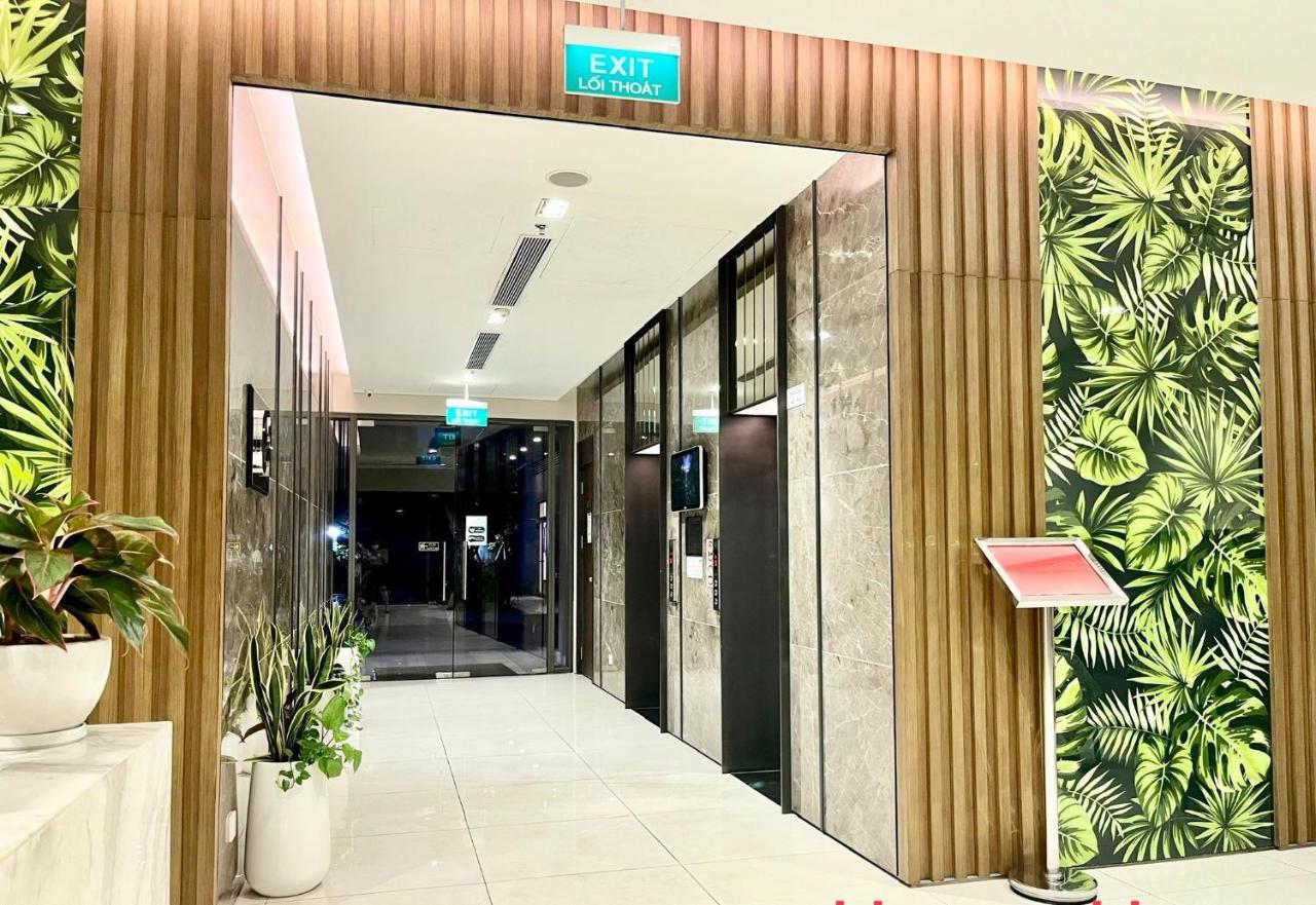 Near Tsn Airport 1br * TP. Hồ Chí Minh